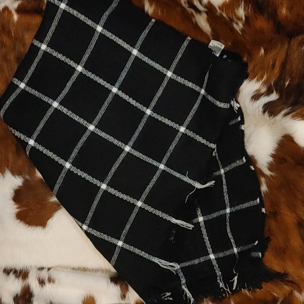 Large Aldo Acrylic Scarf